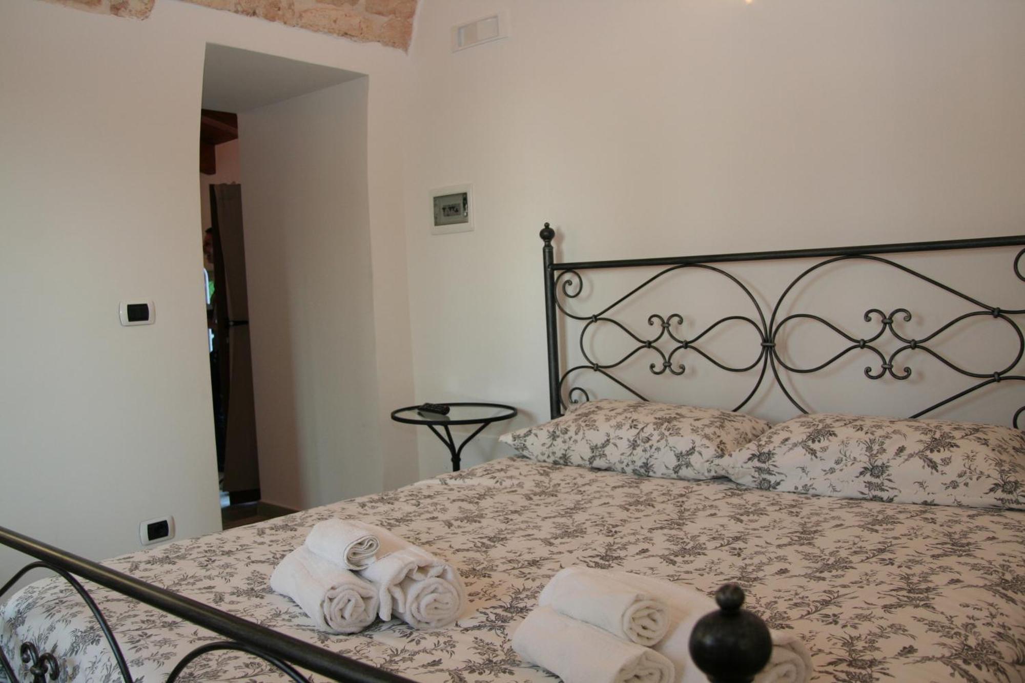 La Dimora Gigante Bed & Breakfast Castellana Grotte Rom bilde